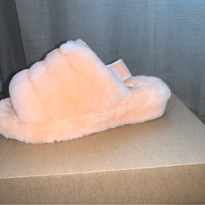 Ugg Fluffy Yeah Slides (Peach color)